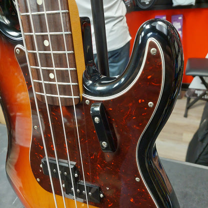 2002 Fender American Vintage '62 Precision Bass, Rosewood Fingerboard, 3-Color Sunburst SN# V138025