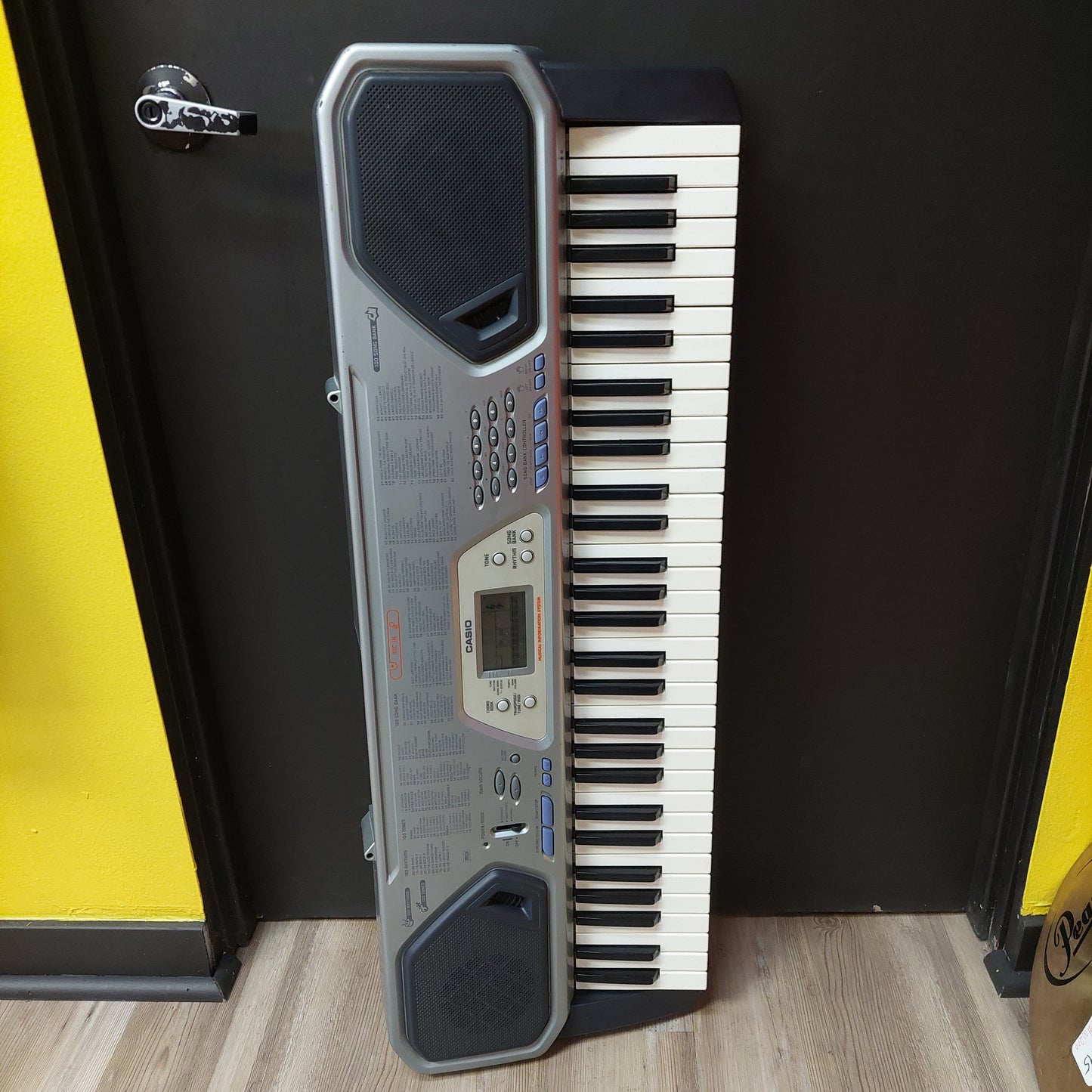 Casio CTK-491 61-Key Portable Keyboard w/ Power Supply (USED)