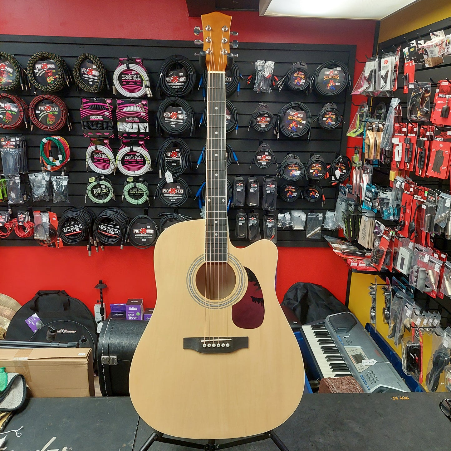 Dreadnought Cutaway Acoustic Guitar - Natural (USED)