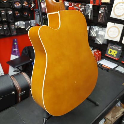 Dreadnought Cutaway Acoustic Guitar - Natural (USED)