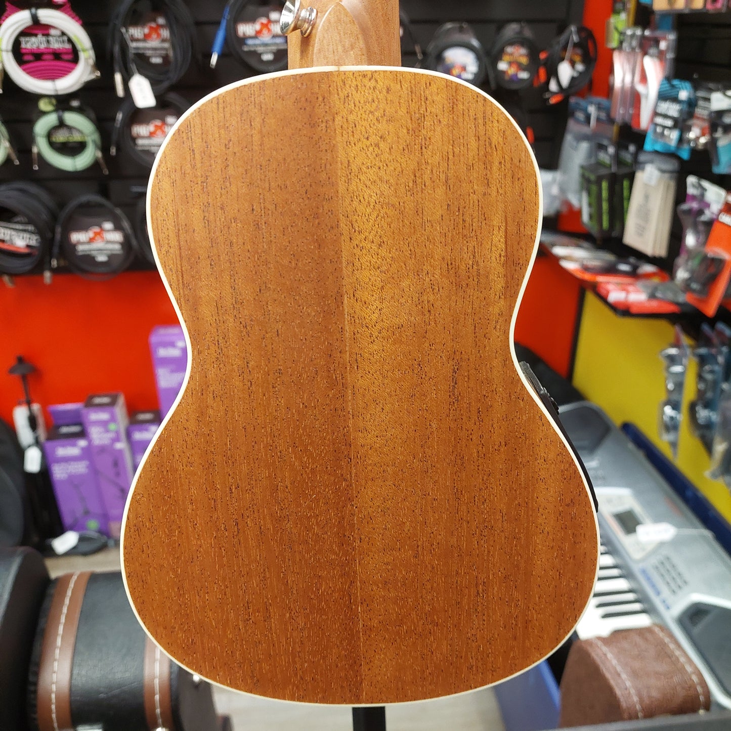 Vangoa VU401 Soprano Ukulele - Mahogany w/ Vangoa Gig Bag