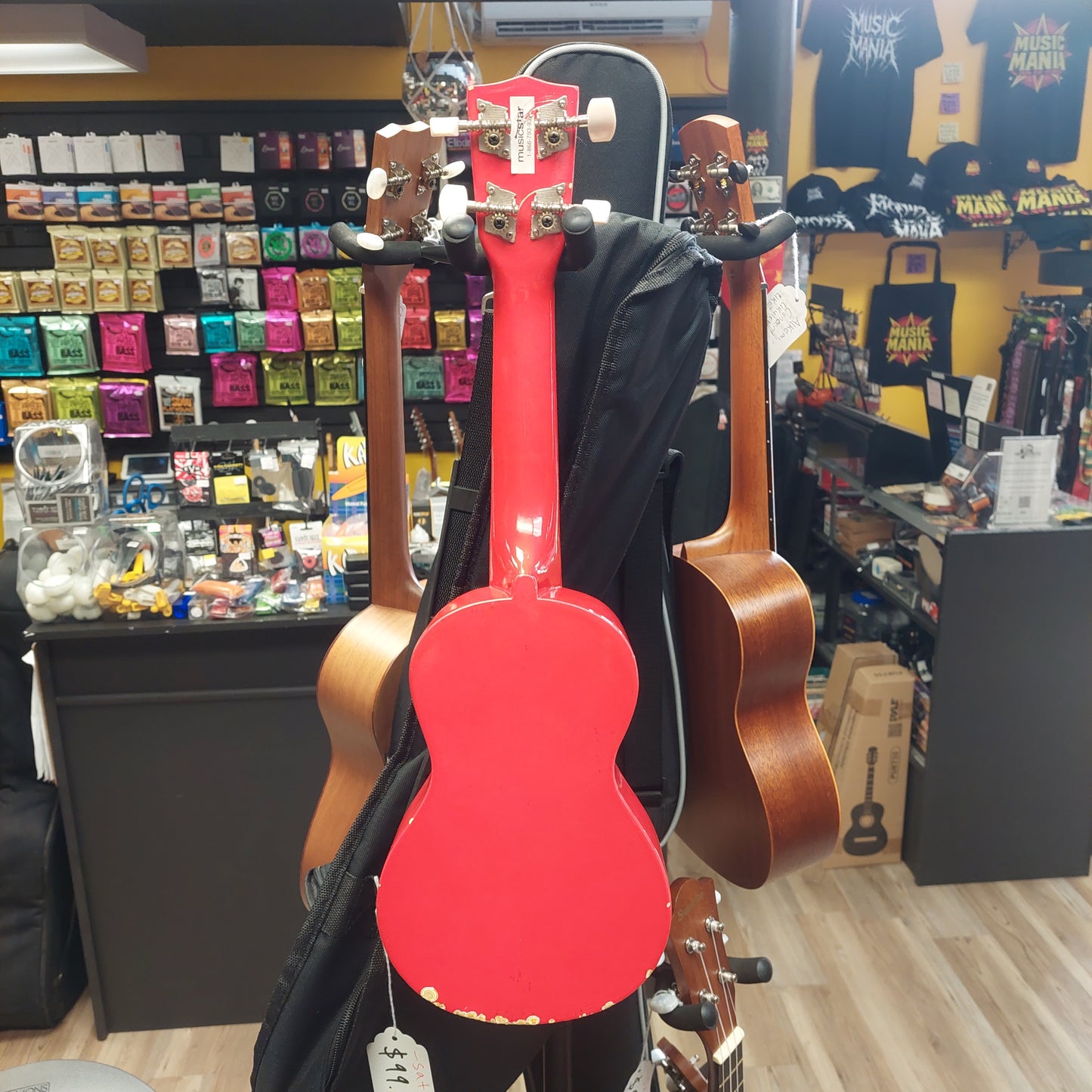 Hula Beach UKH-10 Soprano Ukulele - Red (USED)