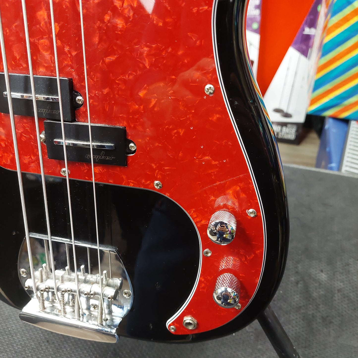 CORT 4-String P-Bass Black w/ Red Pickguard (USED) SN# 7125525