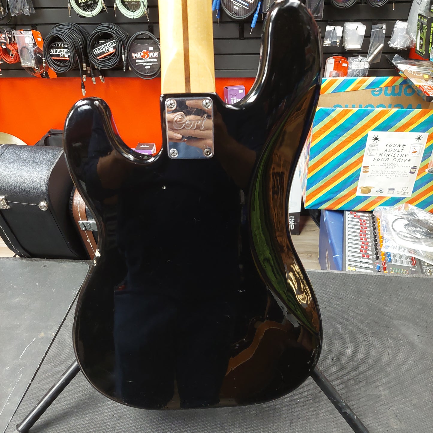 CORT 4-String P-Bass Black w/ Red Pickguard (USED) SN# 7125525