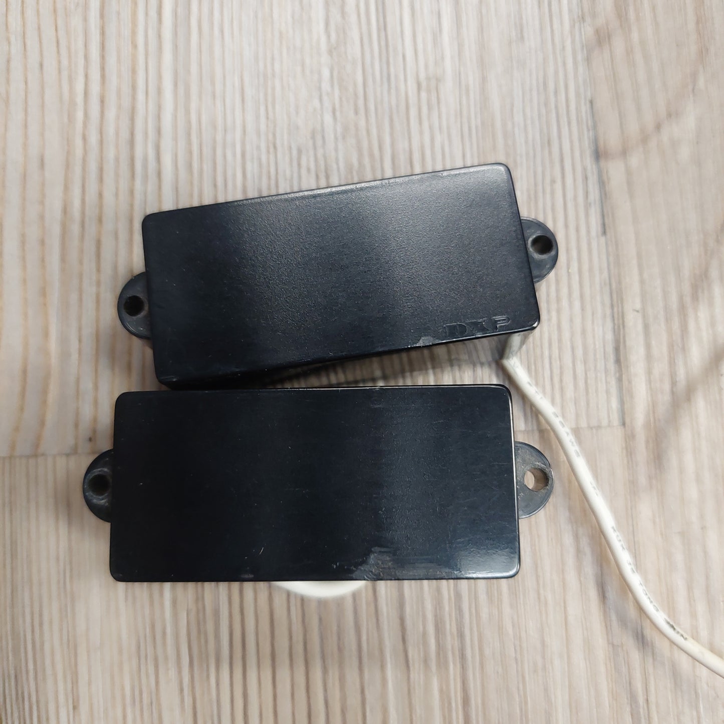 Ibanez SDGR Bass Guitar Pickups - Black w/ Screws (USED)