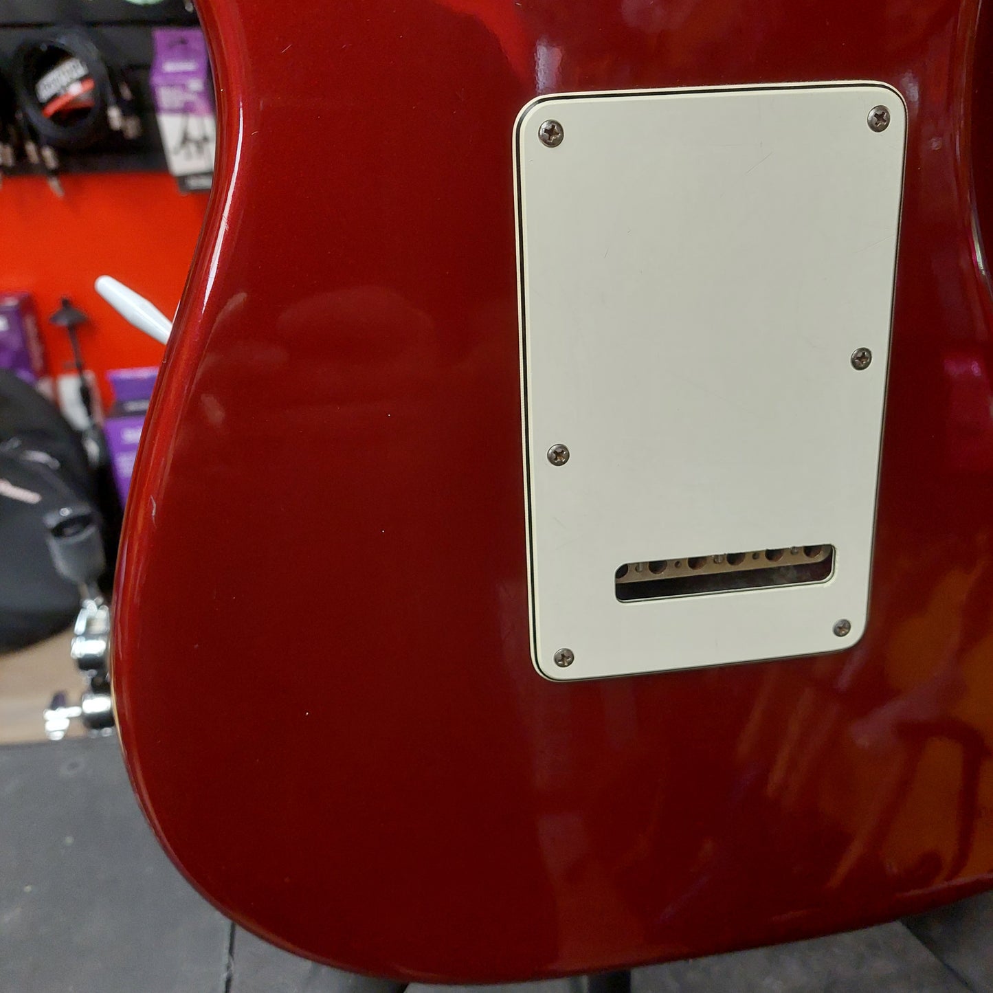 1988 Fender Stratocaster Plus Electric Guitar - Candy Apple Red w/ Fender Hard Case "Made In USA" SN# E486416 "Not Original Tuners They Are Marked Fender Japan"