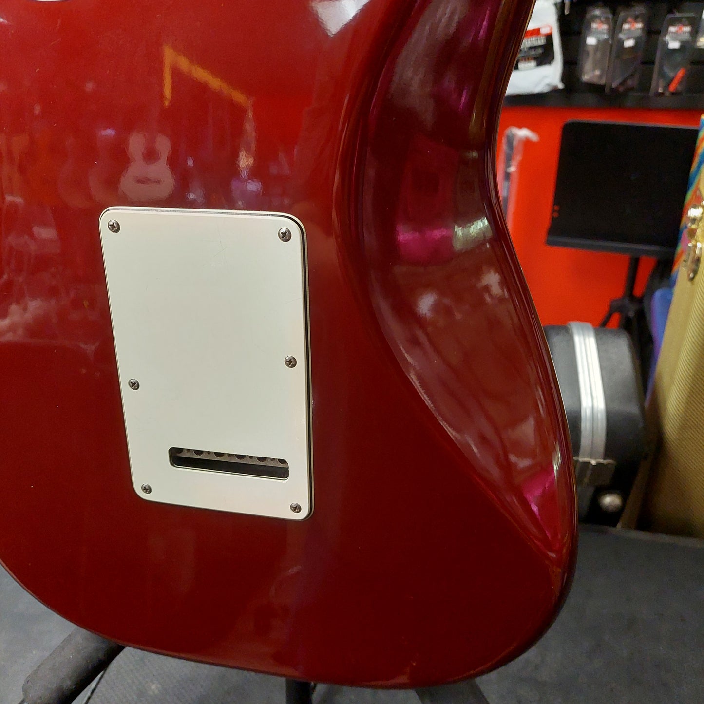 1988 Fender Stratocaster Plus Electric Guitar - Candy Apple Red w/ Fender Hard Case "Made In USA" SN# E486416 "Not Original Tuners They Are Marked Fender Japan"