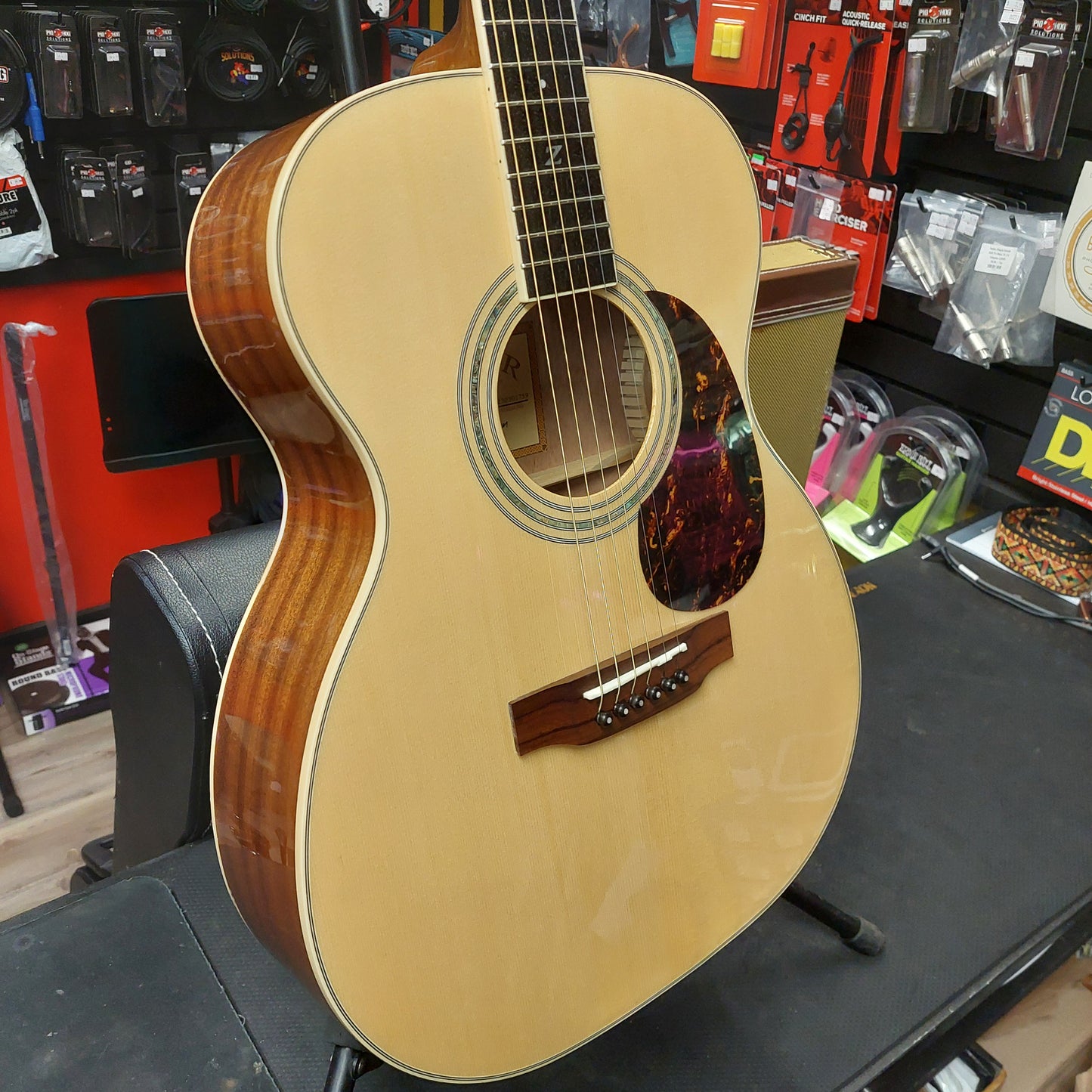 2023 ZAGER ZAD-500 M/N ACOUSTIC GUITAR - NATURAL W/ ZAGER HARD CASE SN# 230301759