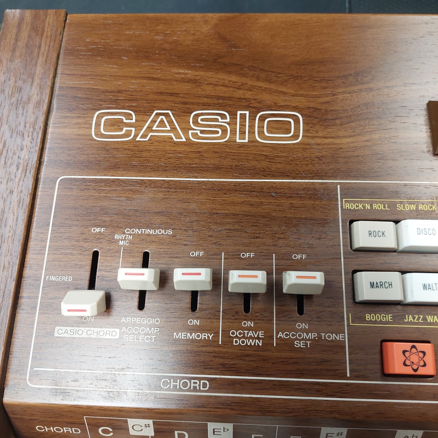 1980's Vintage Casio Casiotone 601 Electronic Musical Instrument Organ/Keyboard - Wood Finish w/ Casio Metal Stand (USED) "Made In Japan" SN# 2 A 500535