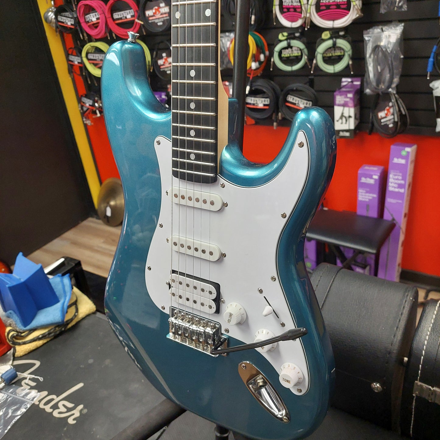 DONNER HSS Strat Electric Guitar - Blue (USED)