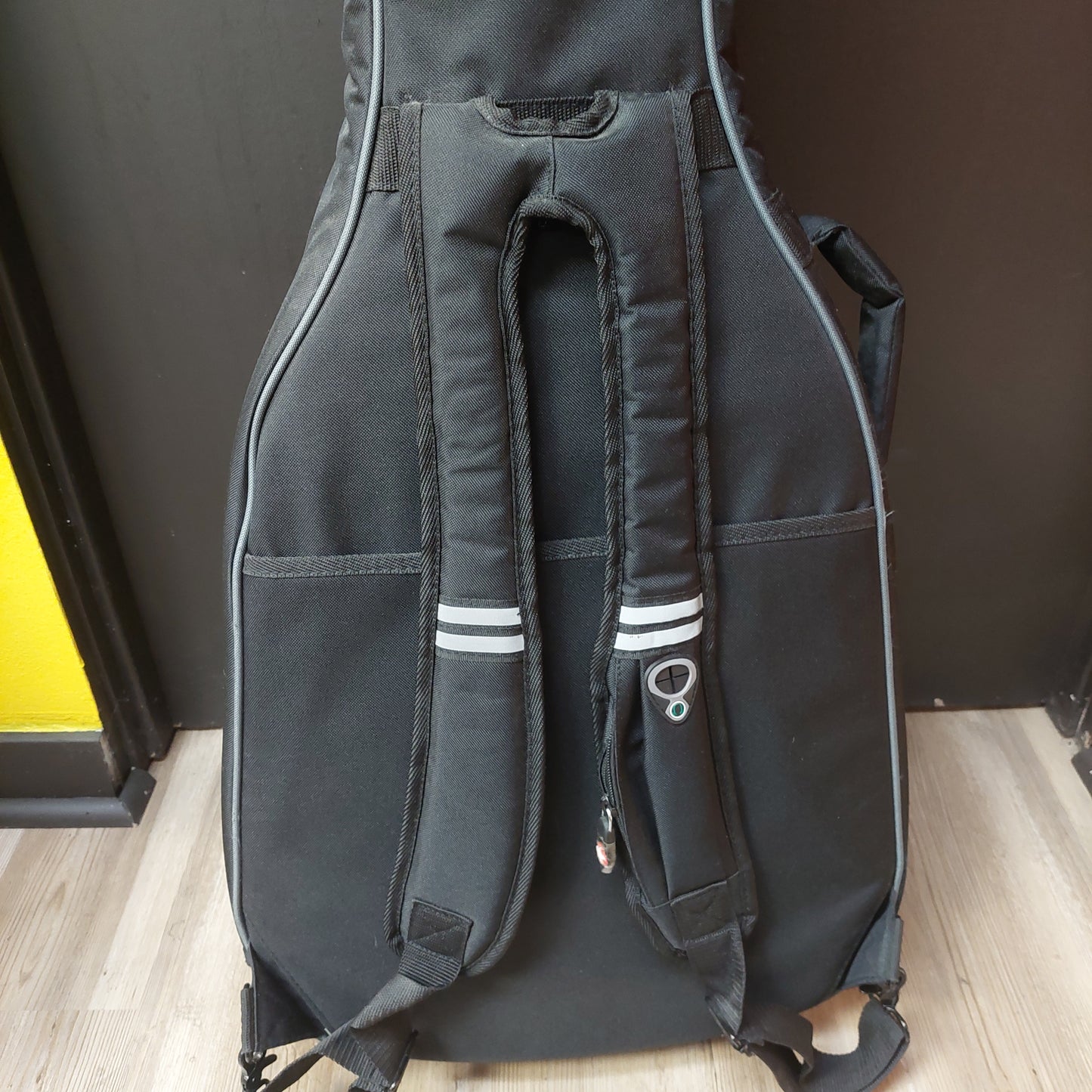 Road Runner Dreadnought Acoustic Guitar Gig Bag - Black/Gray (USED)