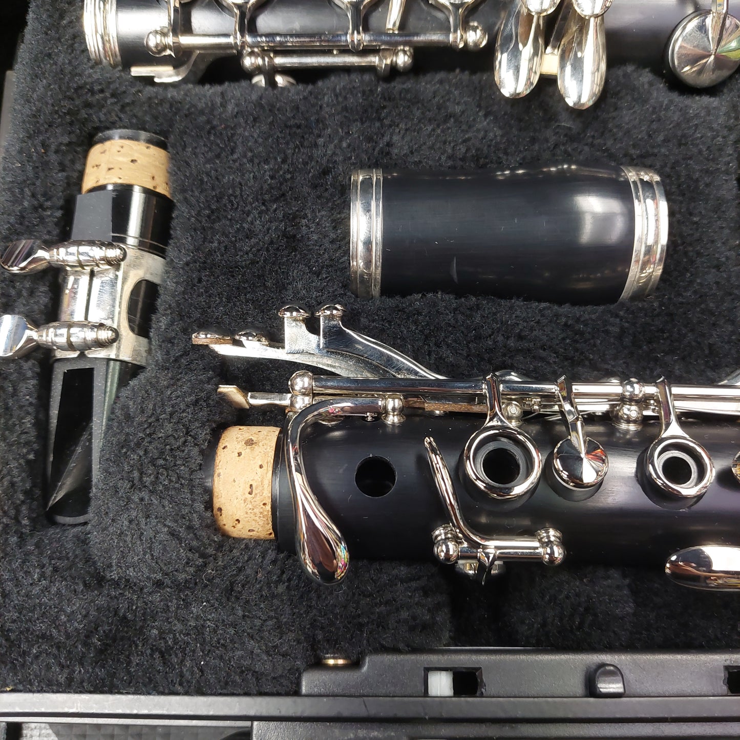 Yamaha YCL-200ADI Clarinet - Black w/ Yamaha Case (USED)
