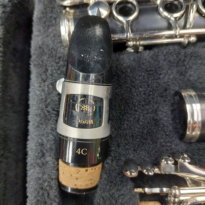 Yamaha YCL-200ADI Clarinet - Black w/ Yamaha Case (USED)