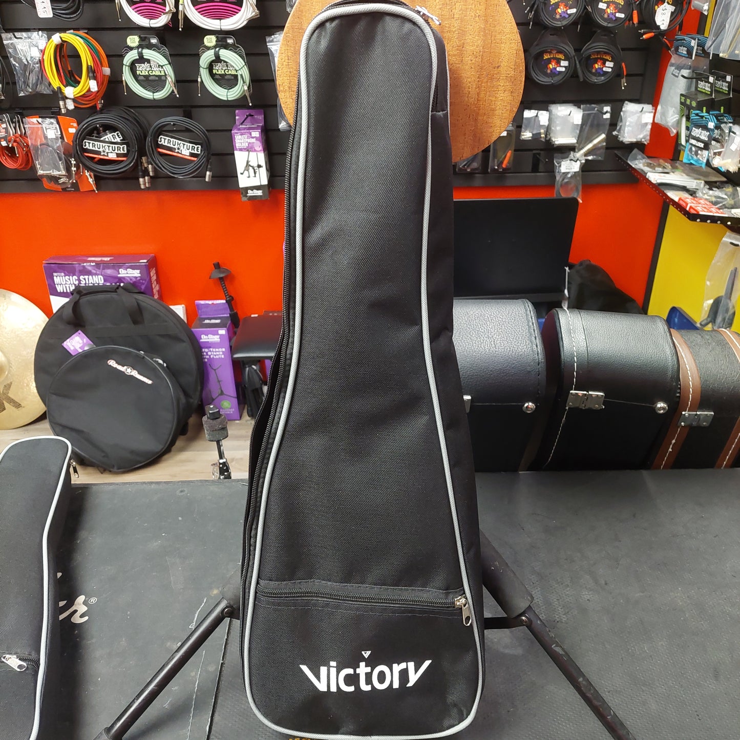 Victory V-23N Concert Ukulele - Mahogany w/ Victory Gig Bag & Strap