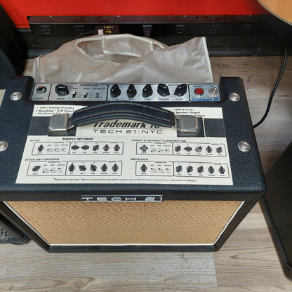 Trademark 10 TECH 21 NYC Guitar Amplifier (USED) SN# 707904 "Made In USA"