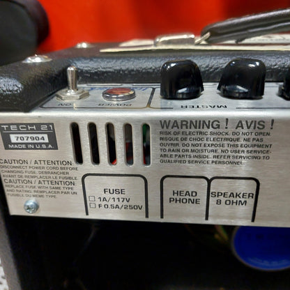 Trademark 10 TECH 21 NYC Guitar Amplifier (USED) SN# 707904 "Made In USA"