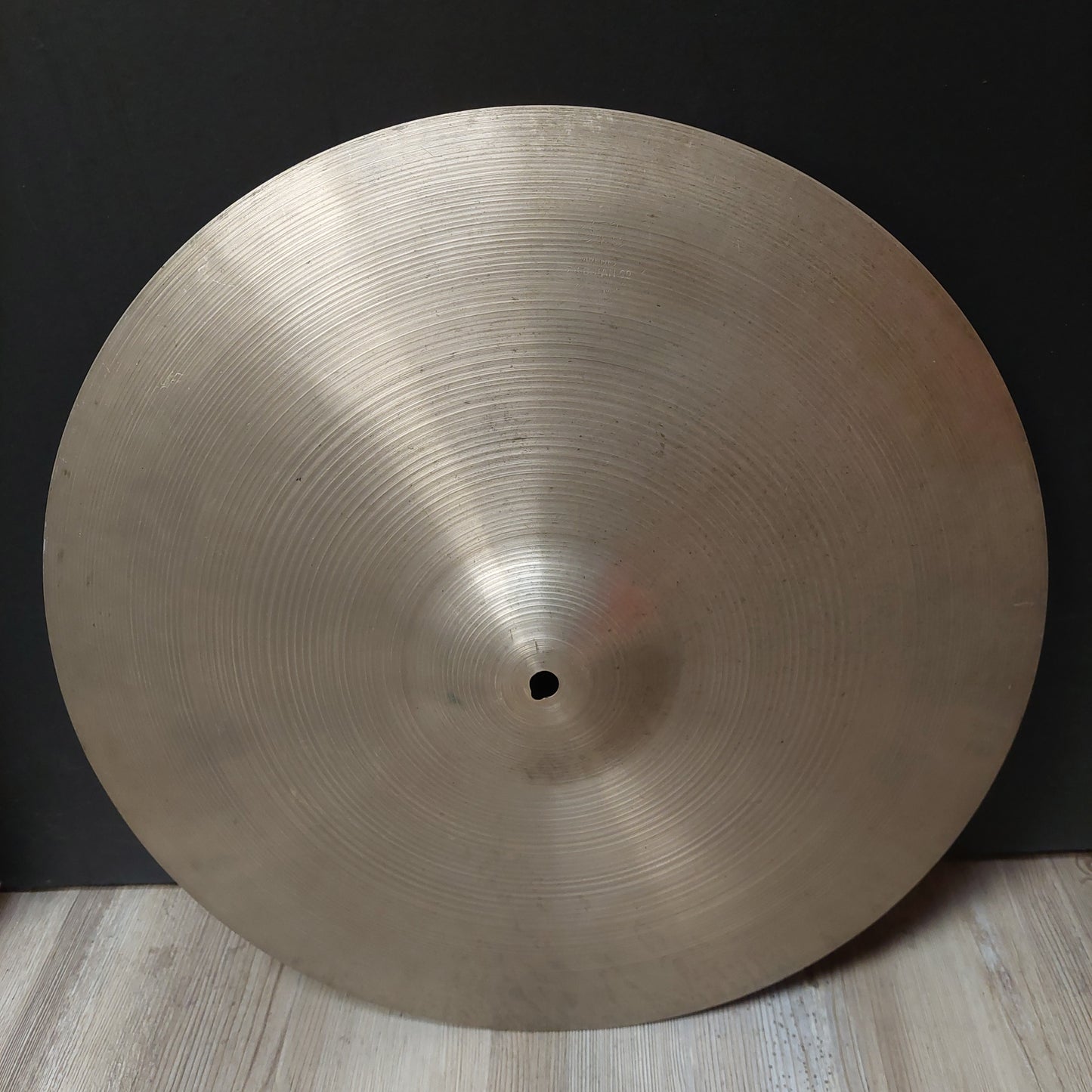 1960's 18” Zildjian 3 dot Crash Cymbal (USED) "Made In USA" (Has Chip On Edge & Keyhole Wear) "Sold As Is"