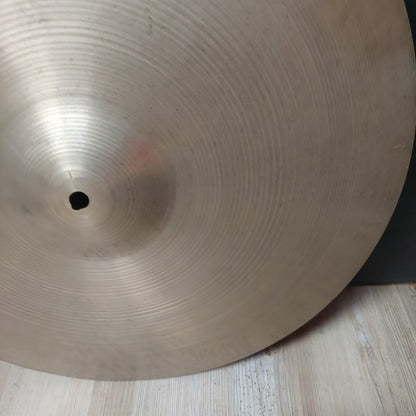 1960's 18” Zildjian 3 dot Crash Cymbal (USED) "Made In USA" (Has Chip On Edge & Keyhole Wear) "Sold As Is"