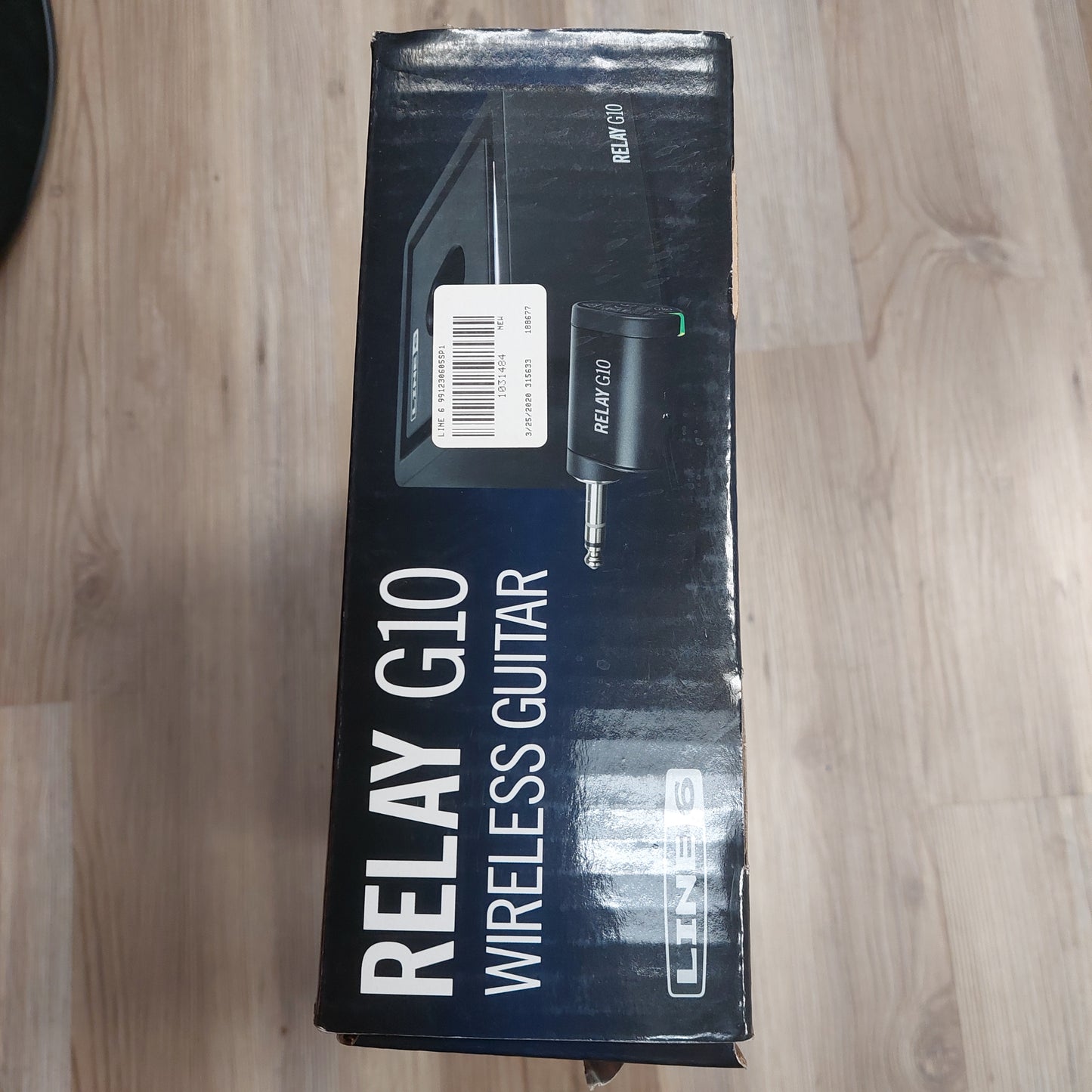 Line 6 Relay G10 Wireless Guitar System  (USED) SN# W100M7023009627-1 "Sold As Is" Power Connection Loose Still Works