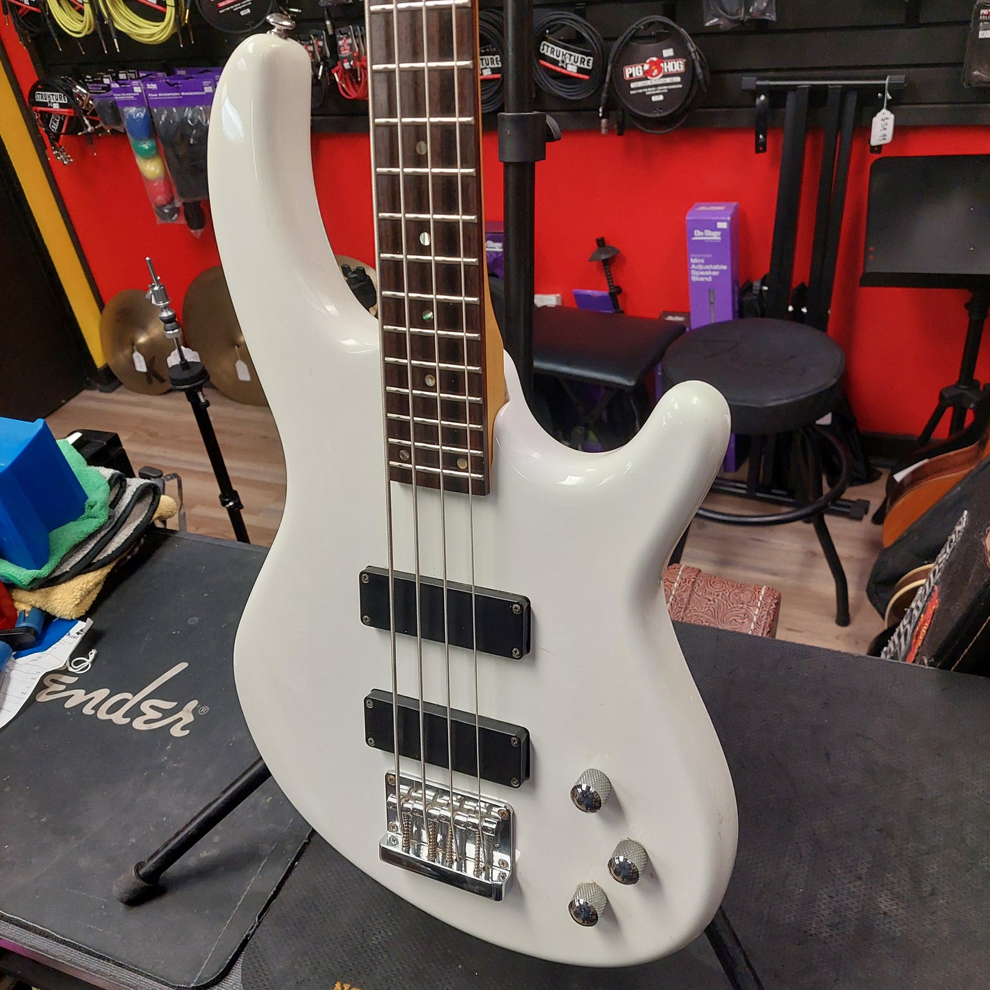 2000's DEAN EDGE-ONE 4-STRING BASS GUITAR - WHITE "Made in Korea" SN# D20060649