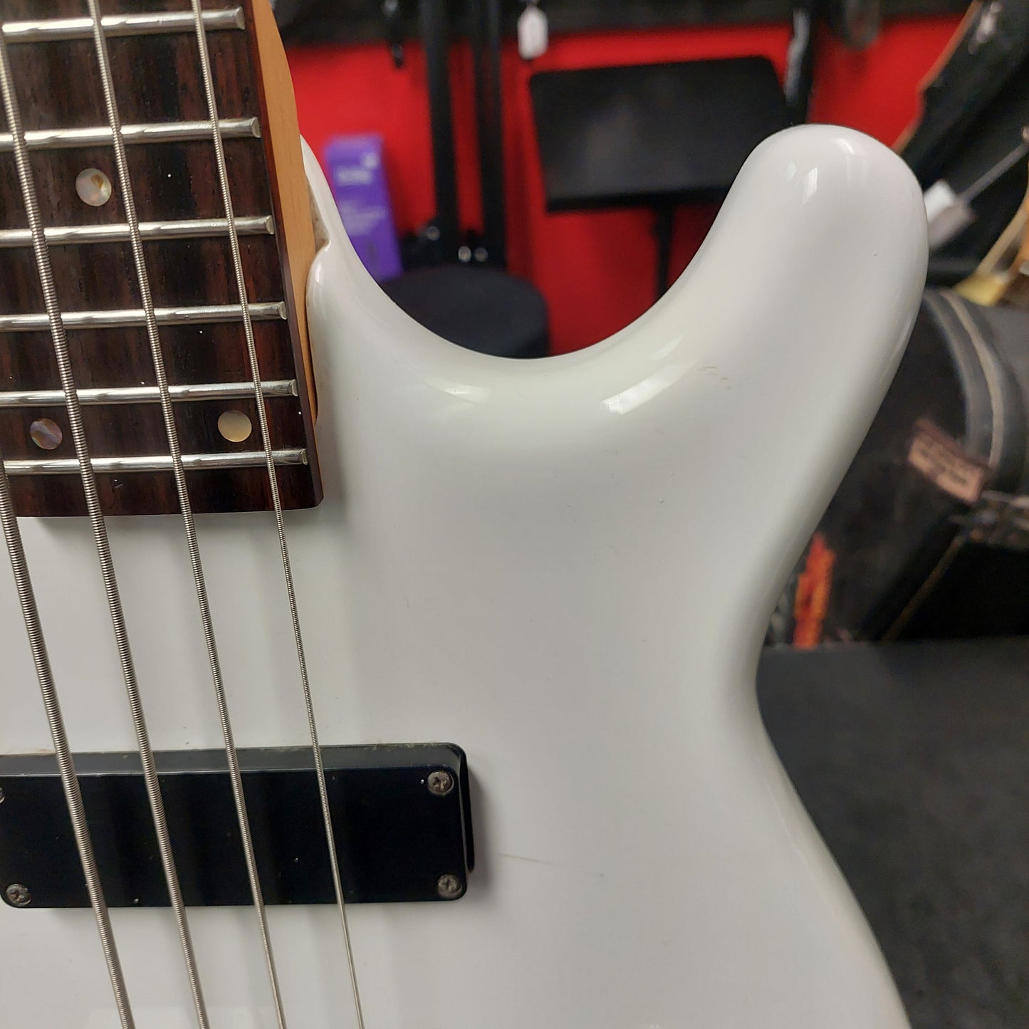 2000's DEAN EDGE-ONE 4-STRING BASS GUITAR - WHITE "Made in Korea" SN# D20060649