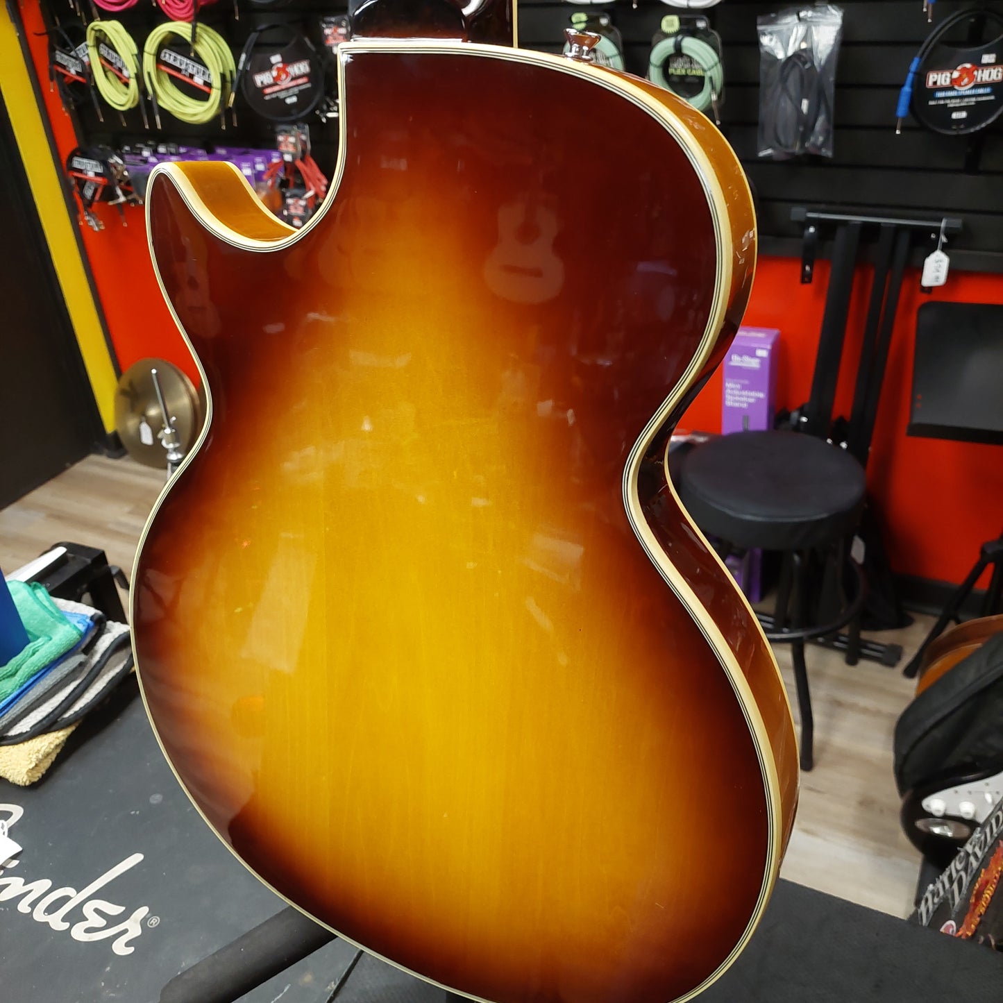 2010's IYV Hollow Body Electric Guitar - Sunburst (USED) SN# 121044240