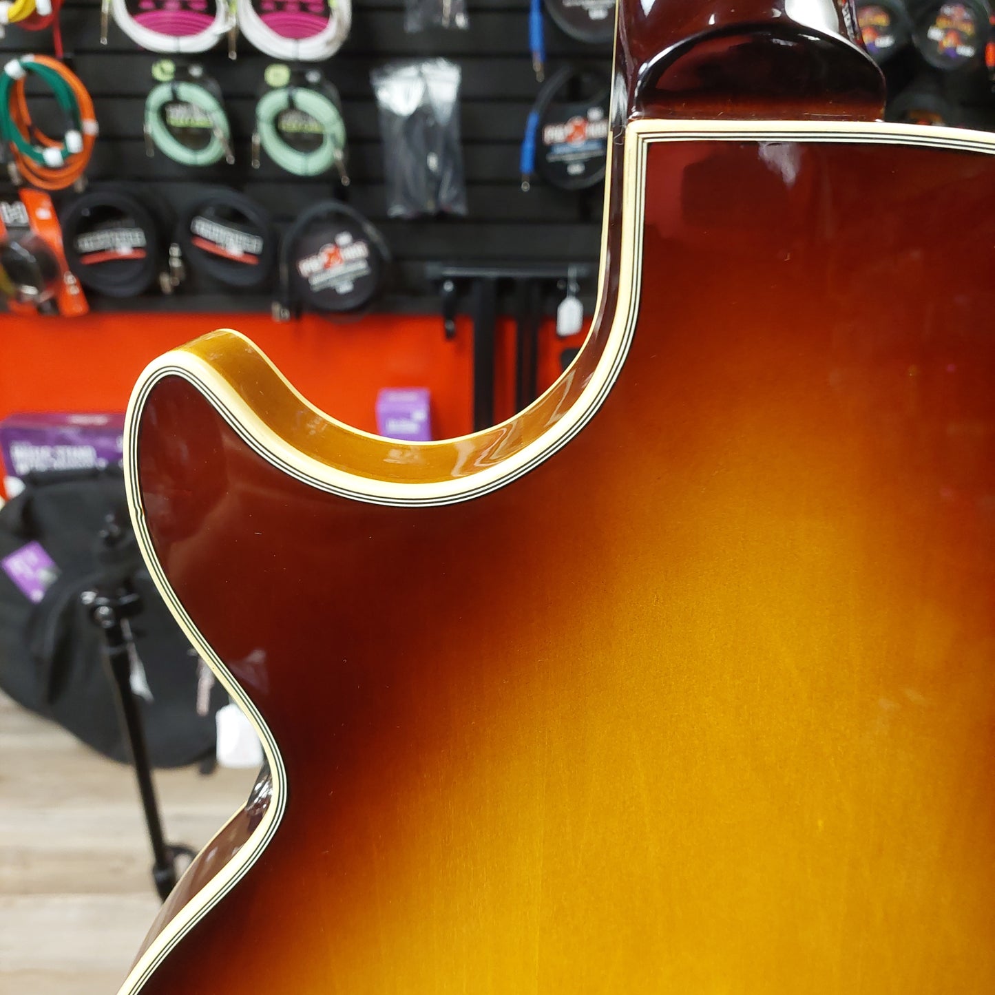 2010's IYV Hollow Body Electric Guitar - Sunburst (USED) SN# 121044240