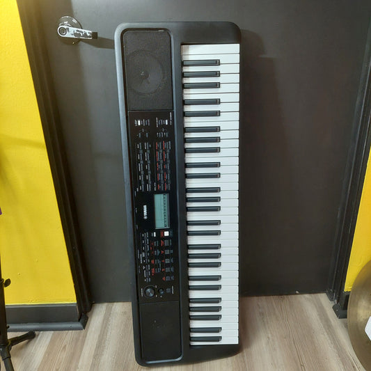 Yamaha PSR-E383 61-Key Portable Keyboard - Black (USED)