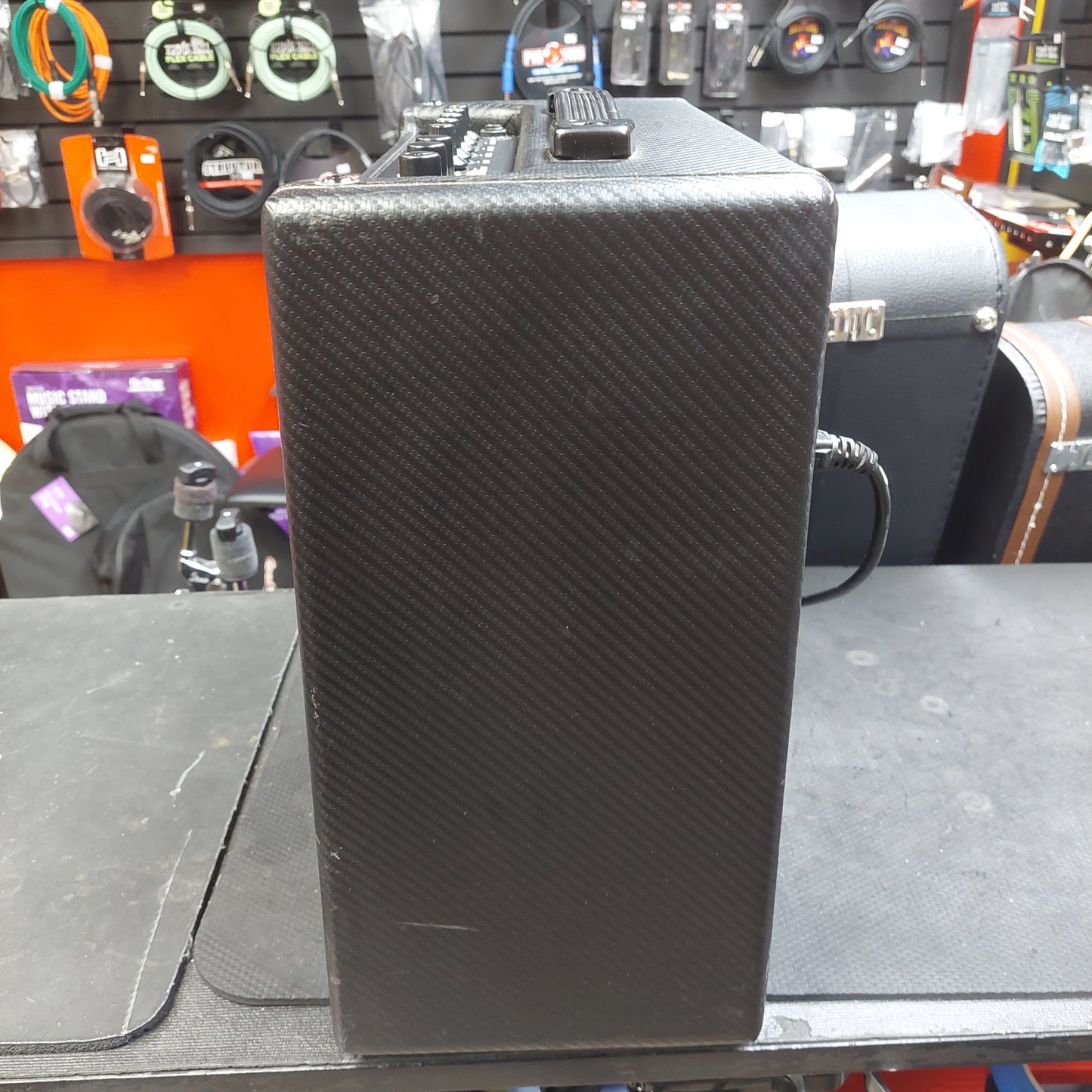 Fender Mustang I 120V Amplifier (USED) SN# CGPJ11002081