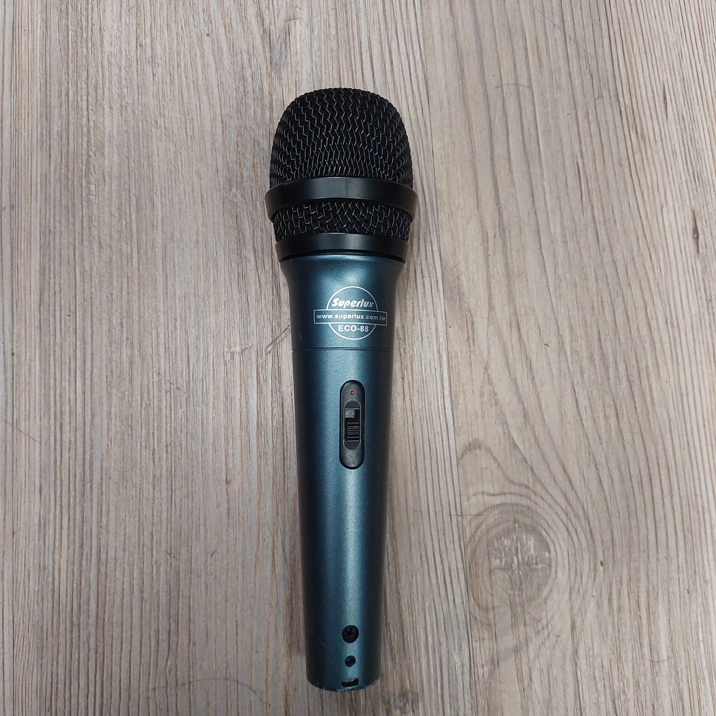Superlux ECO88 Dynamic Microphone (USED)