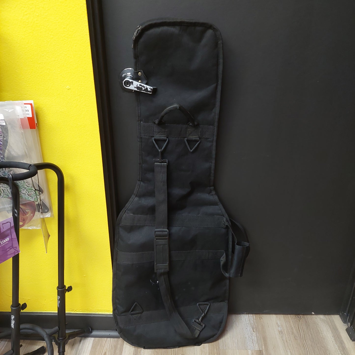 Fender Electric Guitar Gig Bag - Black (USED)