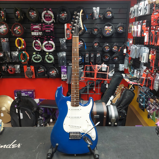 Silvertone SSS Strat Electric Guitar - Blue (USED)