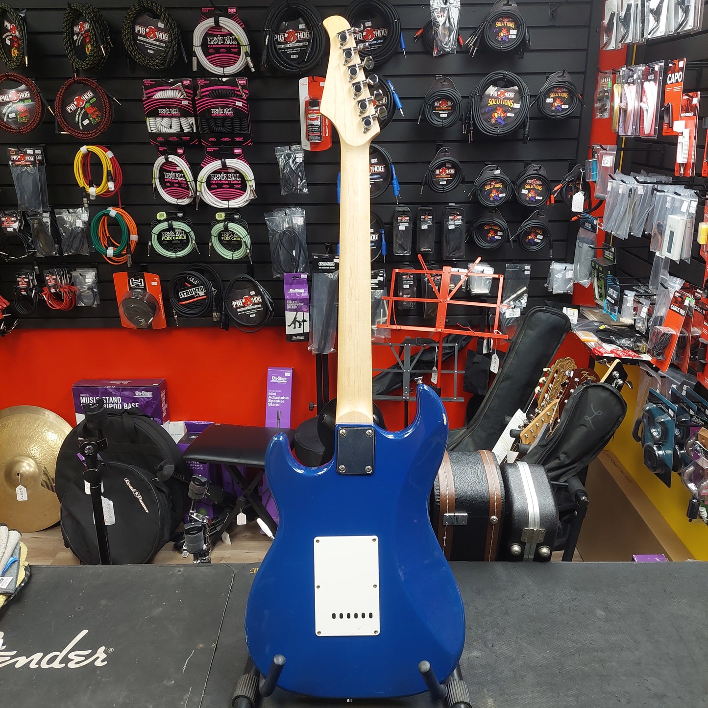 Silvertone SSS Strat Electric Guitar - Blue (USED)