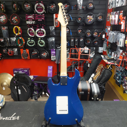 Silvertone SSS Strat Electric Guitar - Blue (USED)