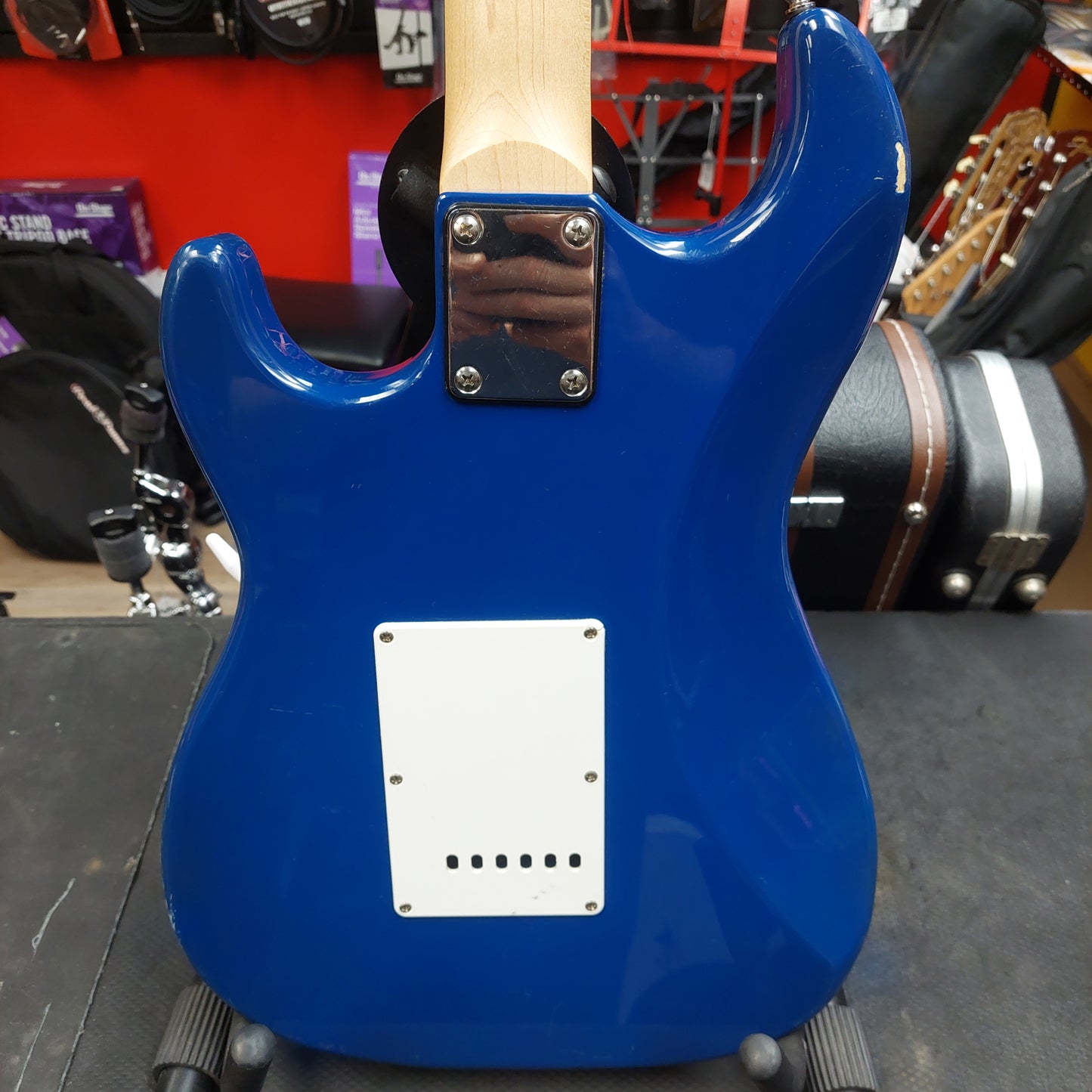 Silvertone SSS Strat Electric Guitar - Blue (USED)