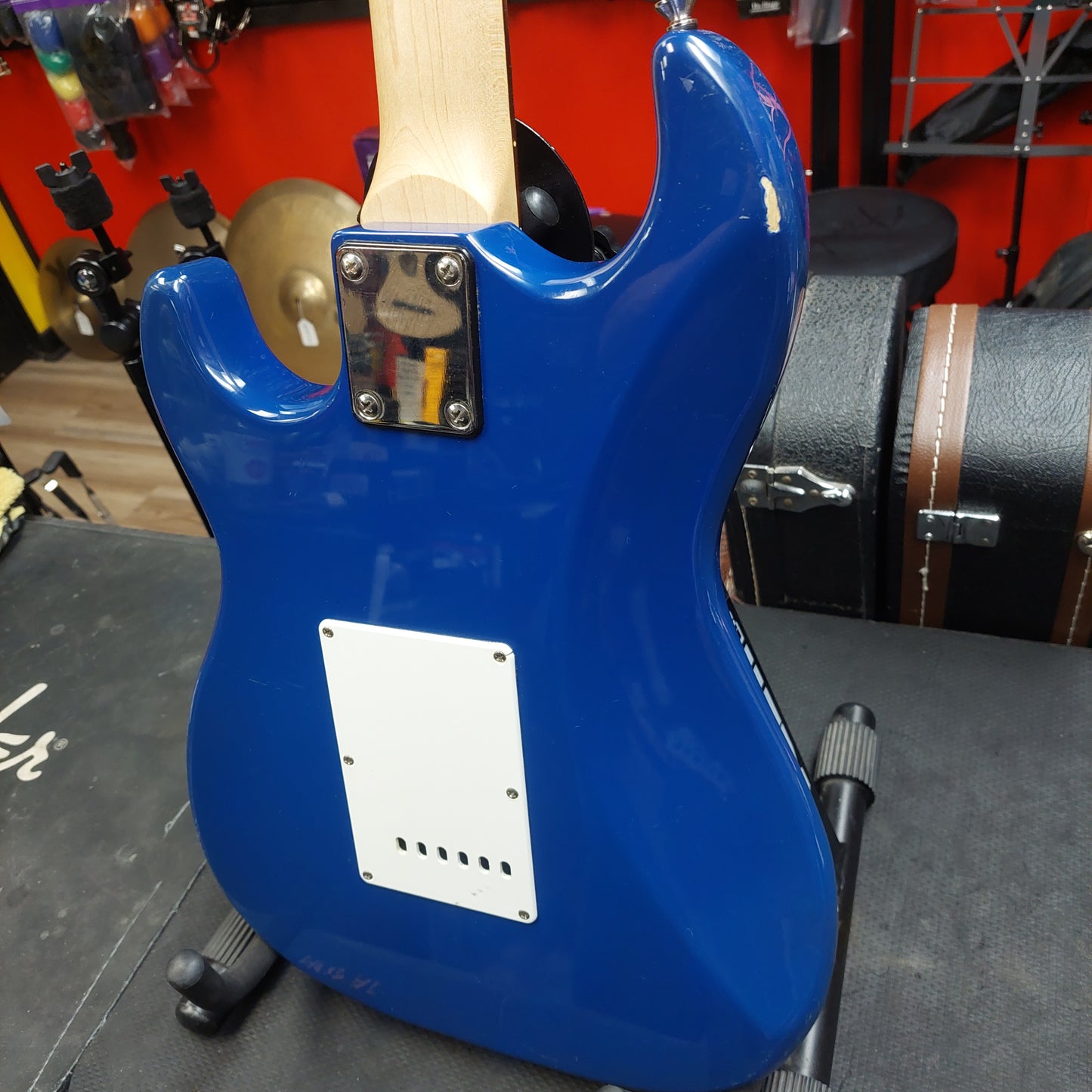 Silvertone SSS Strat Electric Guitar - Blue (USED)