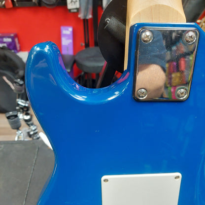Silvertone SSS Strat Electric Guitar - Blue (USED)