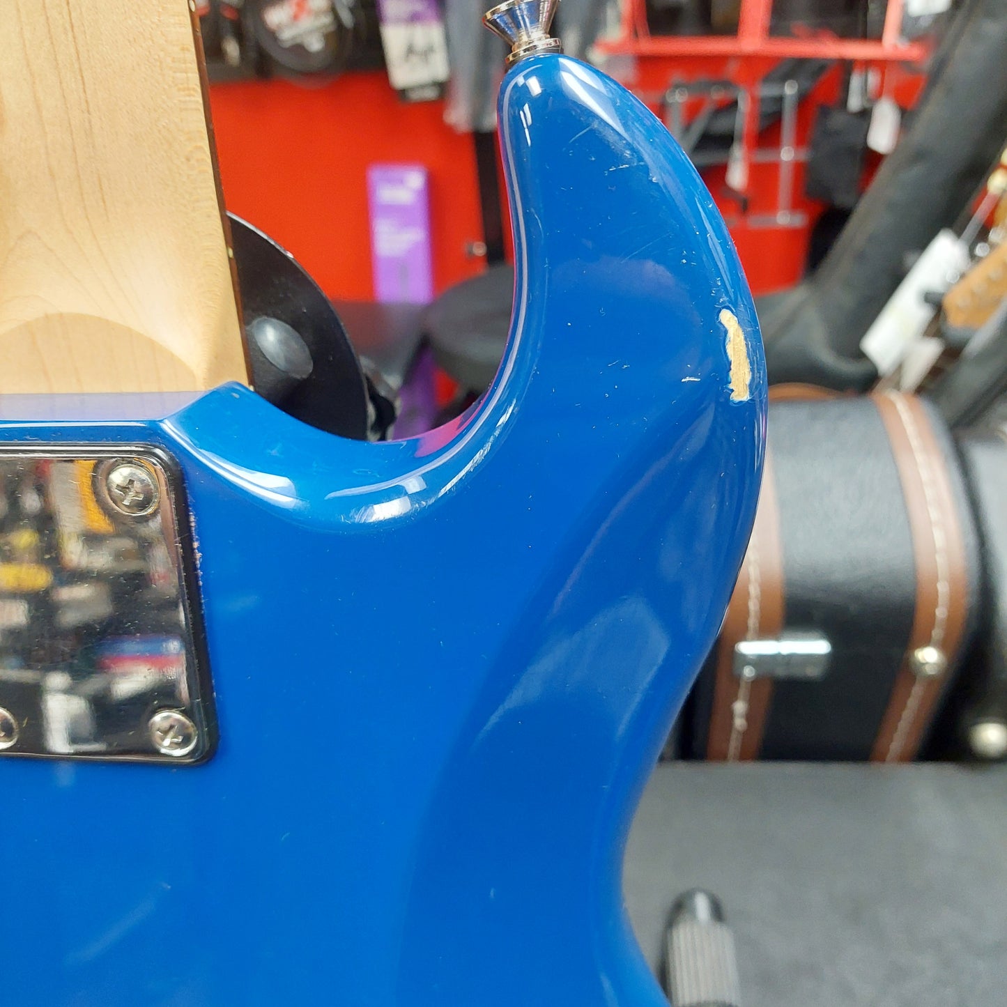 Silvertone SSS Strat Electric Guitar - Blue (USED)