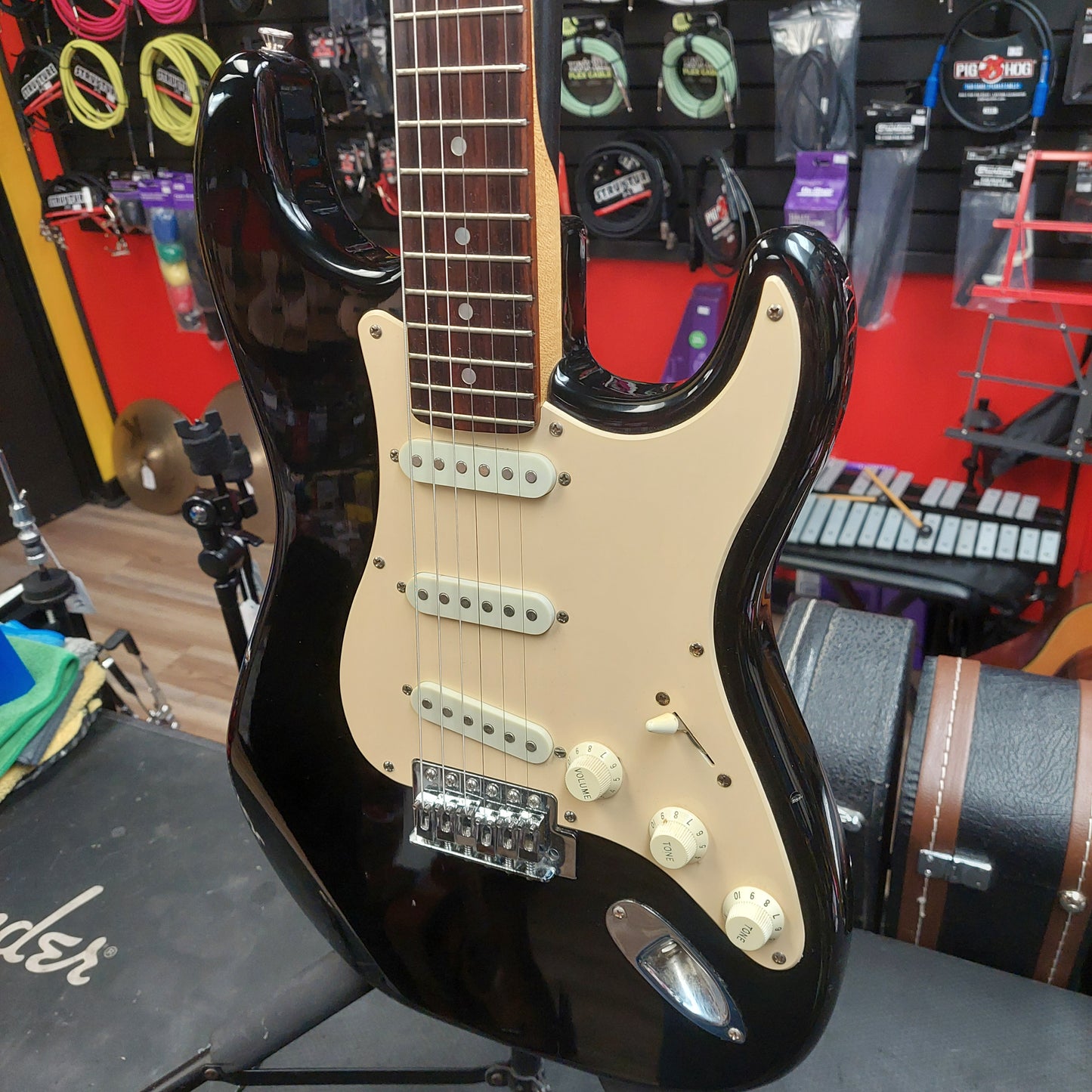 1997 Squire Affinity Stratocaster Electric Guitar - Black SN# NC754194