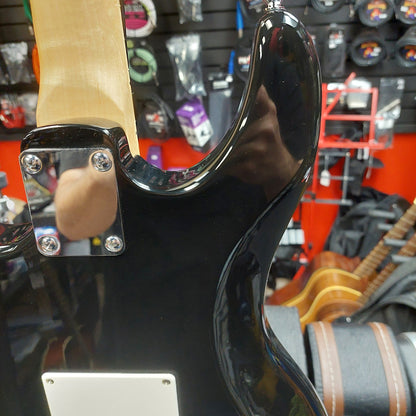Behringer Strat Electric Guitar - Black (USED) SN# N0560106395