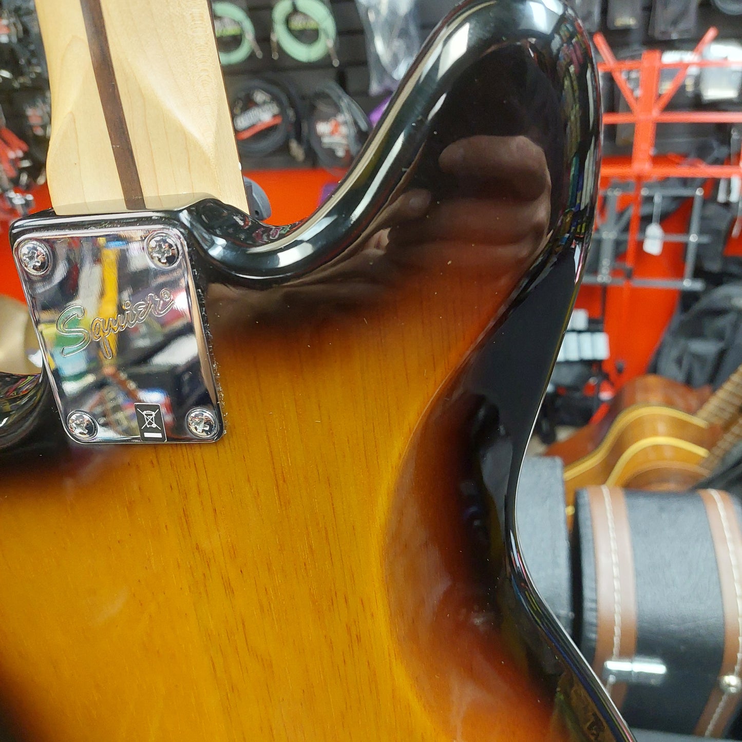 2015 Squire Jaguar 4-String Bass - Sunburst SN# ICS15014449