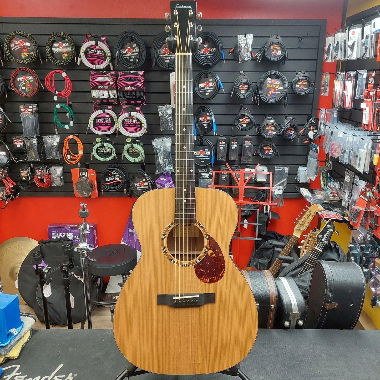 Eastman E2OM Cedar Top Acoustic Guitar - Natural w/ Eastman Poly Gig Bag SN# M2216367