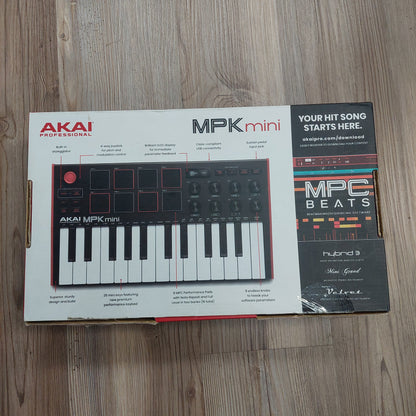 AKAI MPK mini 25-Key Midi Controller w/ Original Box  SN# (21)A12005248726265