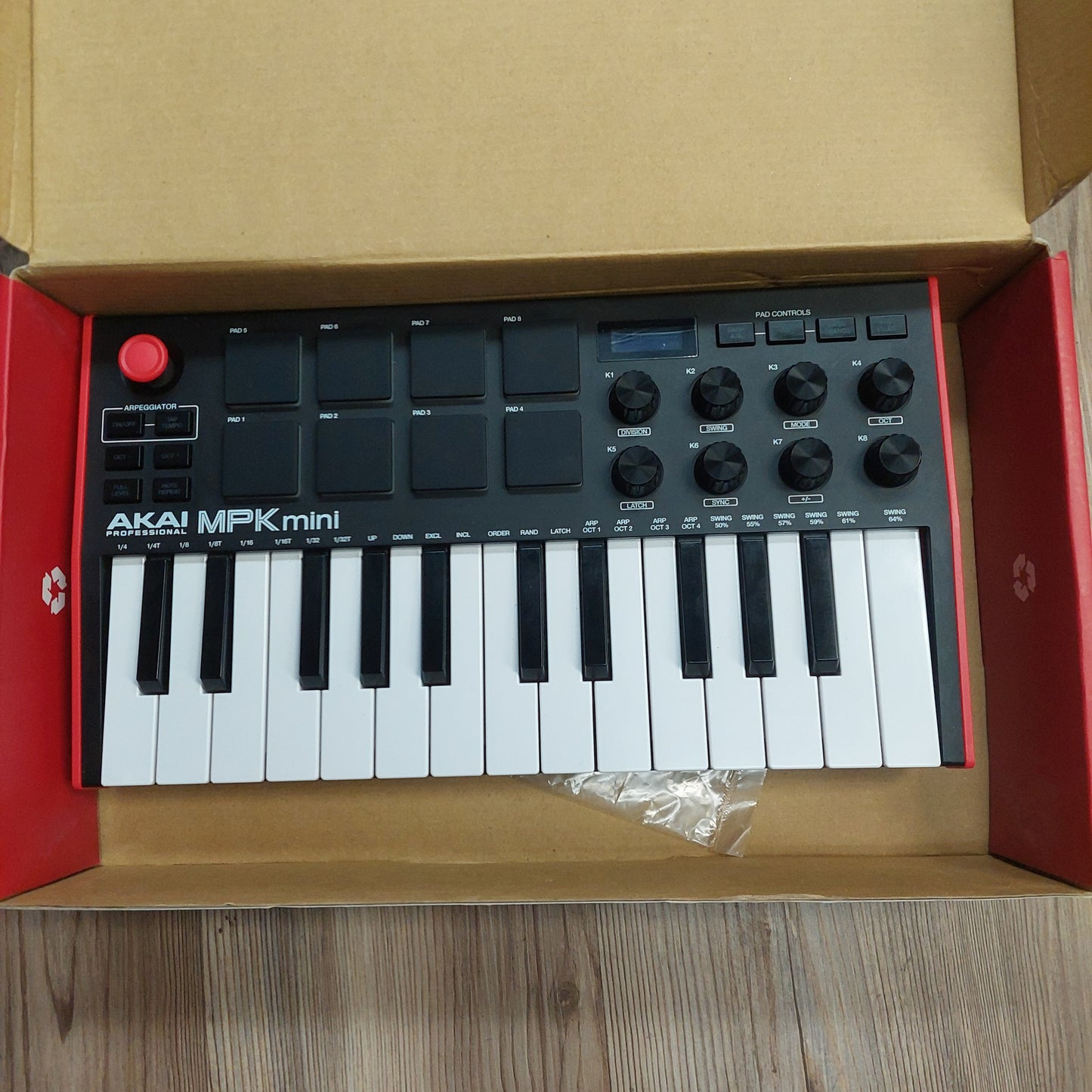 AKAI MPK mini 25-Key Midi Controller w/ Original Box  SN# (21)A12005248726265