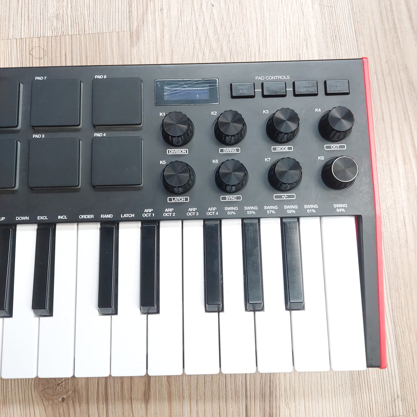 AKAI MPK mini 25-Key Midi Controller w/ Original Box  SN# (21)A12005248726265