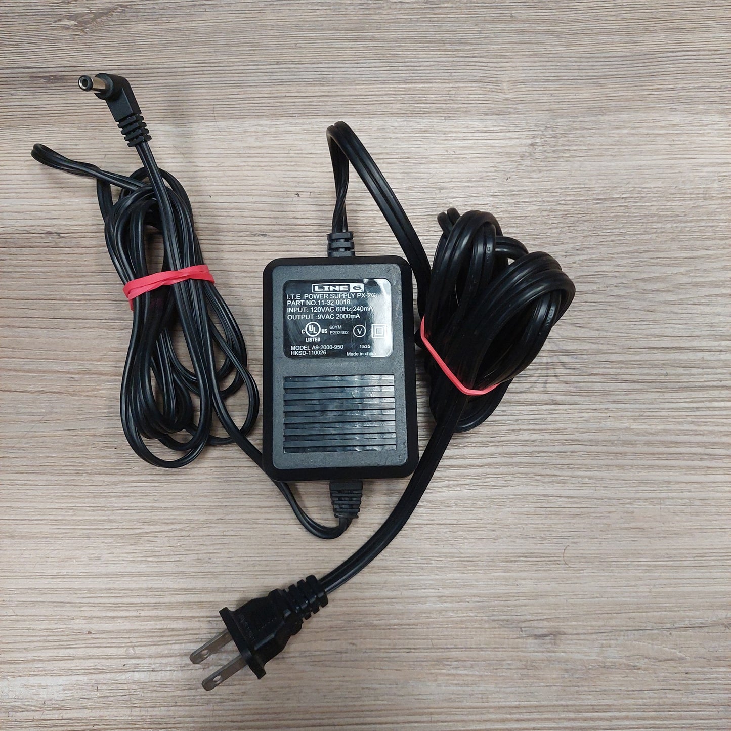 Line 6 POD XT Live Effects Pedal w/ Power Supply (USED) SN# 21FPD1P5633004556 "Sold As Is" Has Broken Select Page Switch