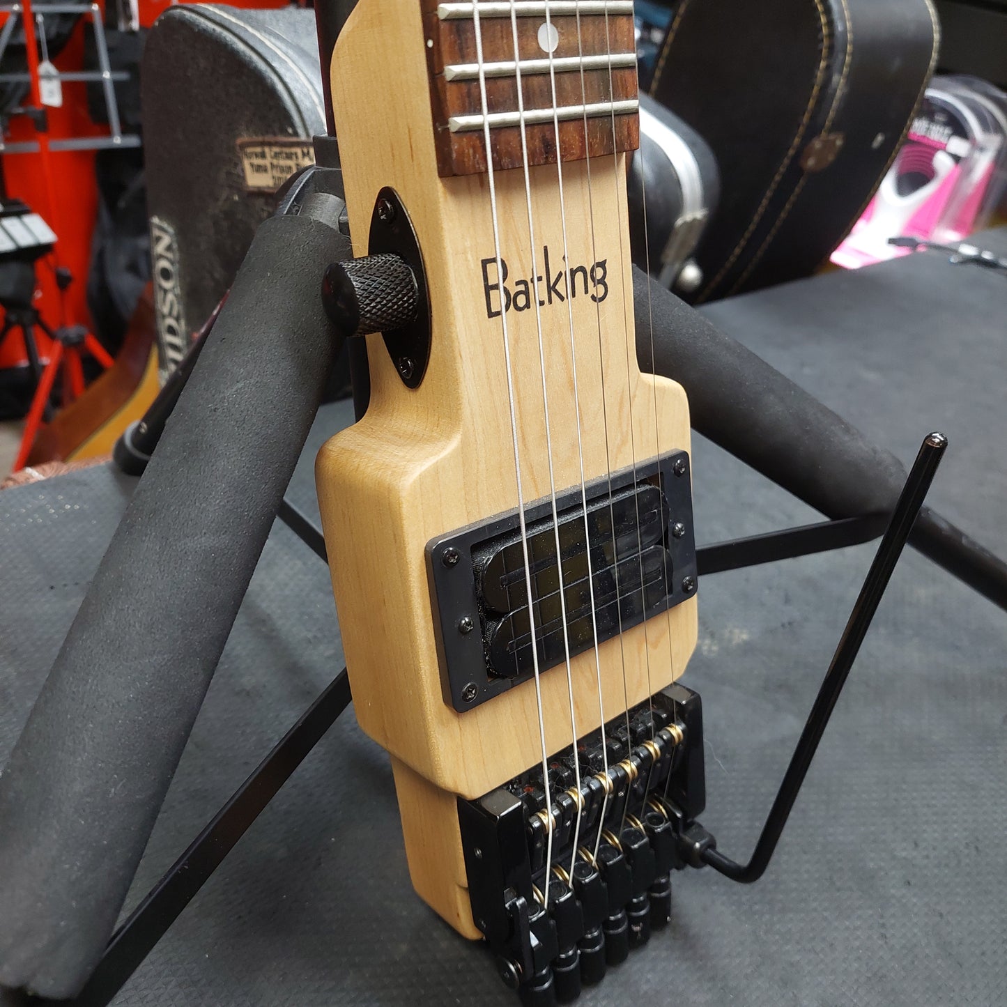 Batking Headless Travel Electric Guitar - Natural Finish w/ Gig Bag (USED)
