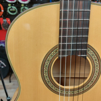1970's Classical Nylon String Guitar Spruce Top, Rosewood Fingerboard - Natural "Made In Japan" SN# 681019