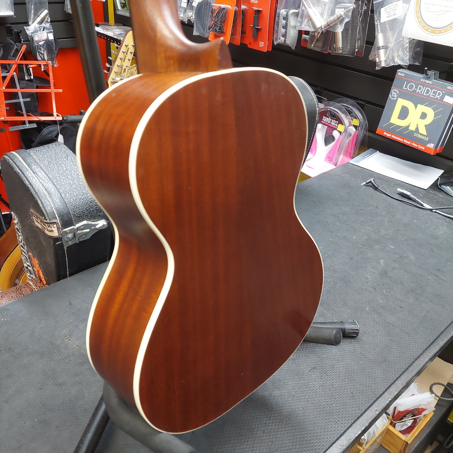 KALA KA-T Tenor Ukulele - Mahogany (USED)