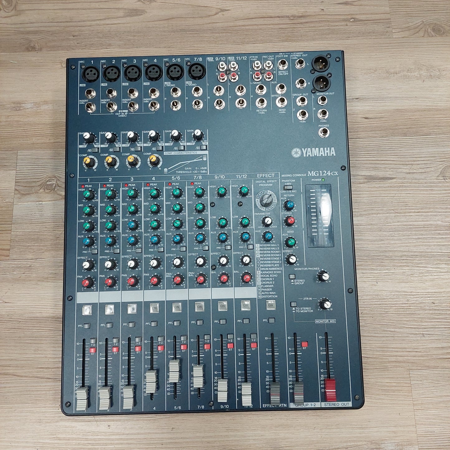 YAMAHA MG124CX Mixing Console w/ Power Supply (USED) SN# 21UCCRL01442